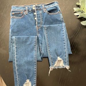 Levi’s Wedgie Skinny Jean